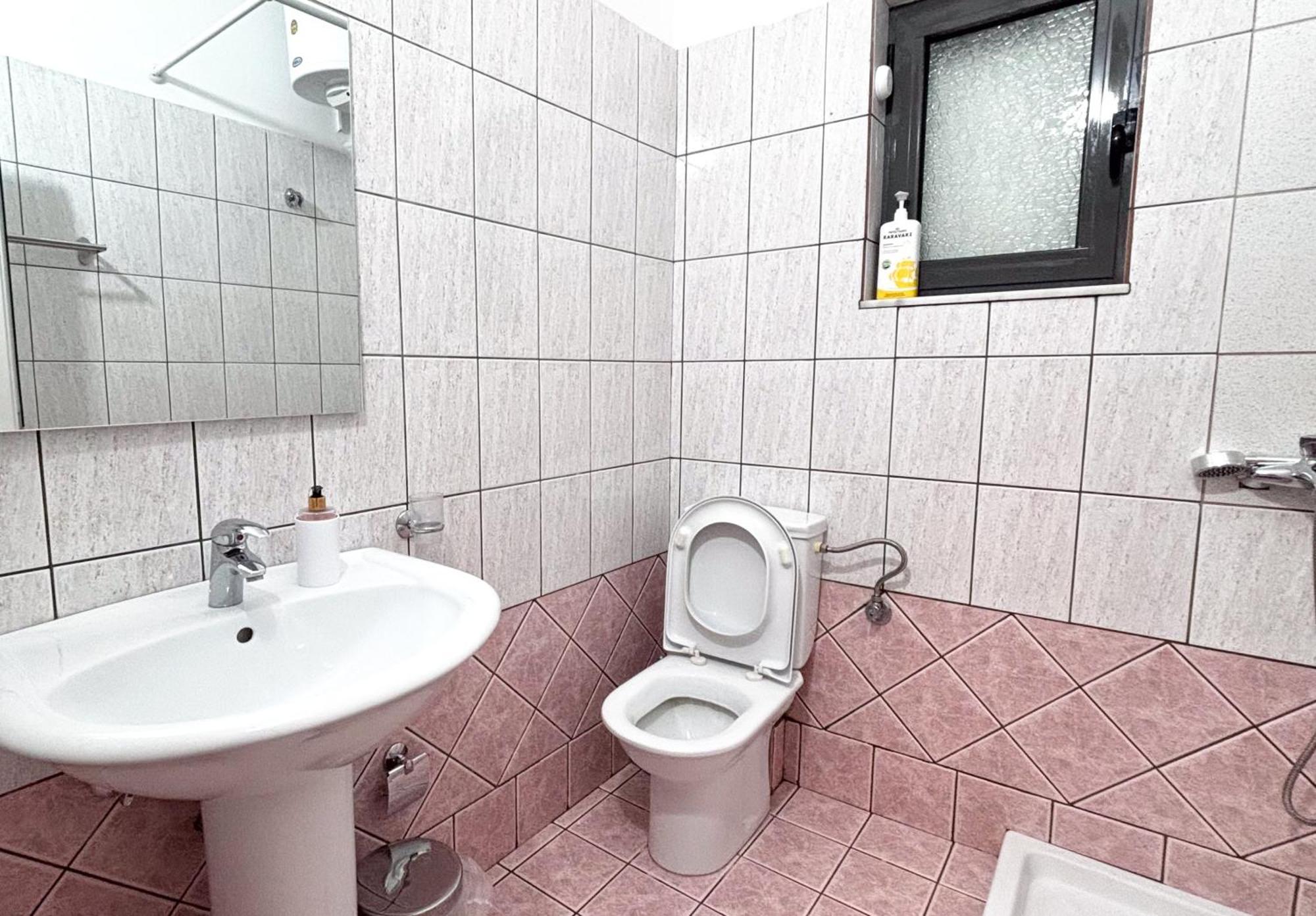 Arte Apartment Sarandë Eksteriør billede